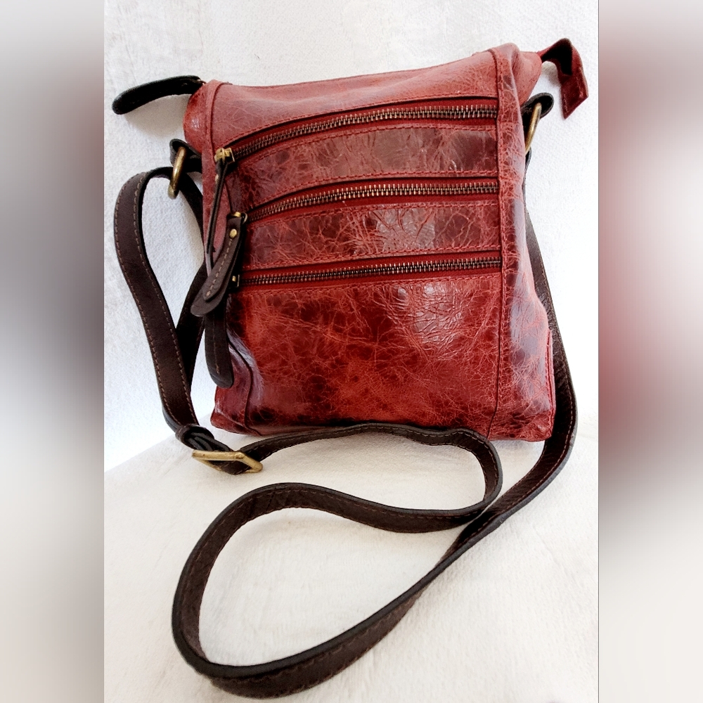 Nino Bossi Genuine Leather Red Crossbody/Organizer Bag 10.5"×11.5"×3" - Picture 3 of 16